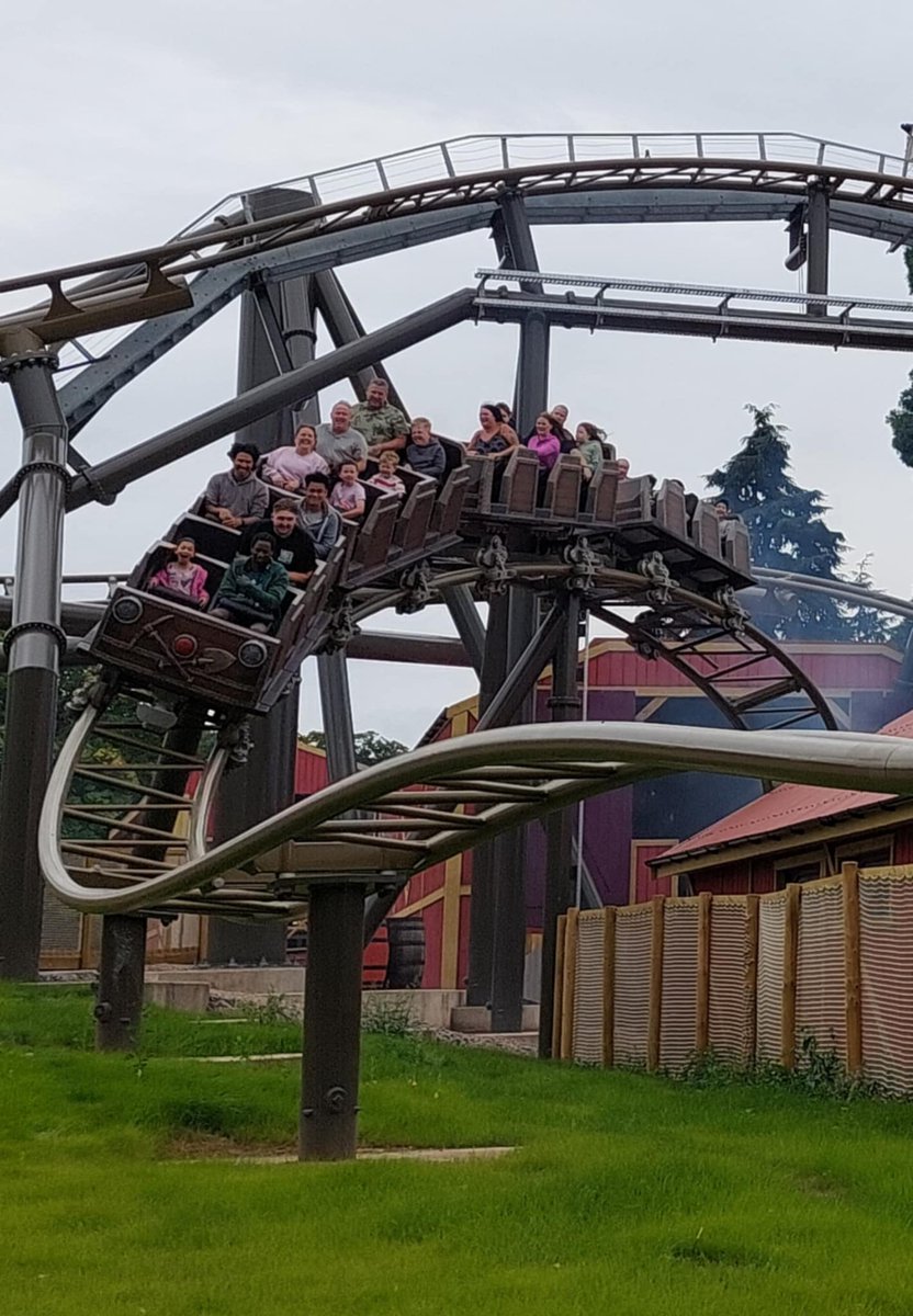 Get out of the mines! 

We do love a ride on Gold Rush, the treasure of Frontier Falls. 

#FrontierFalls #DraytonManor #ThemePark #RollerCoaster #GoldRush #DayOut