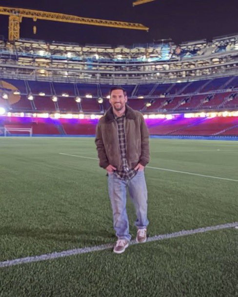 دي باول لو ما طلع من مسيرته الا هالصورتين لكفاه