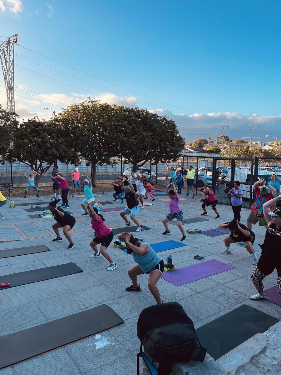 ddjtraining's tweet image. F I T C L U B 💚