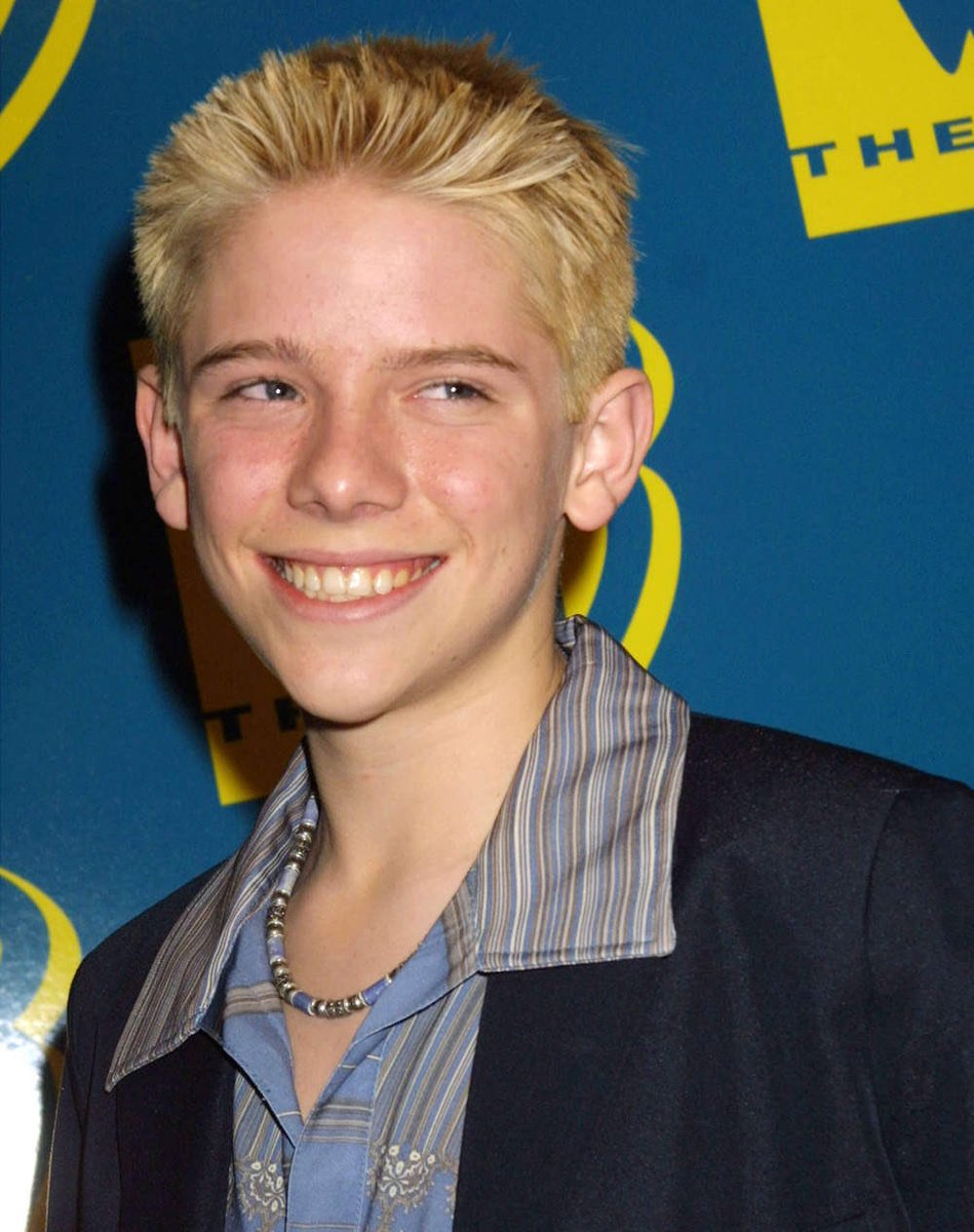 SimonCamden4's tweet image. Peter aka (@LucasSchawrtz21) is the coolest best friend in my life