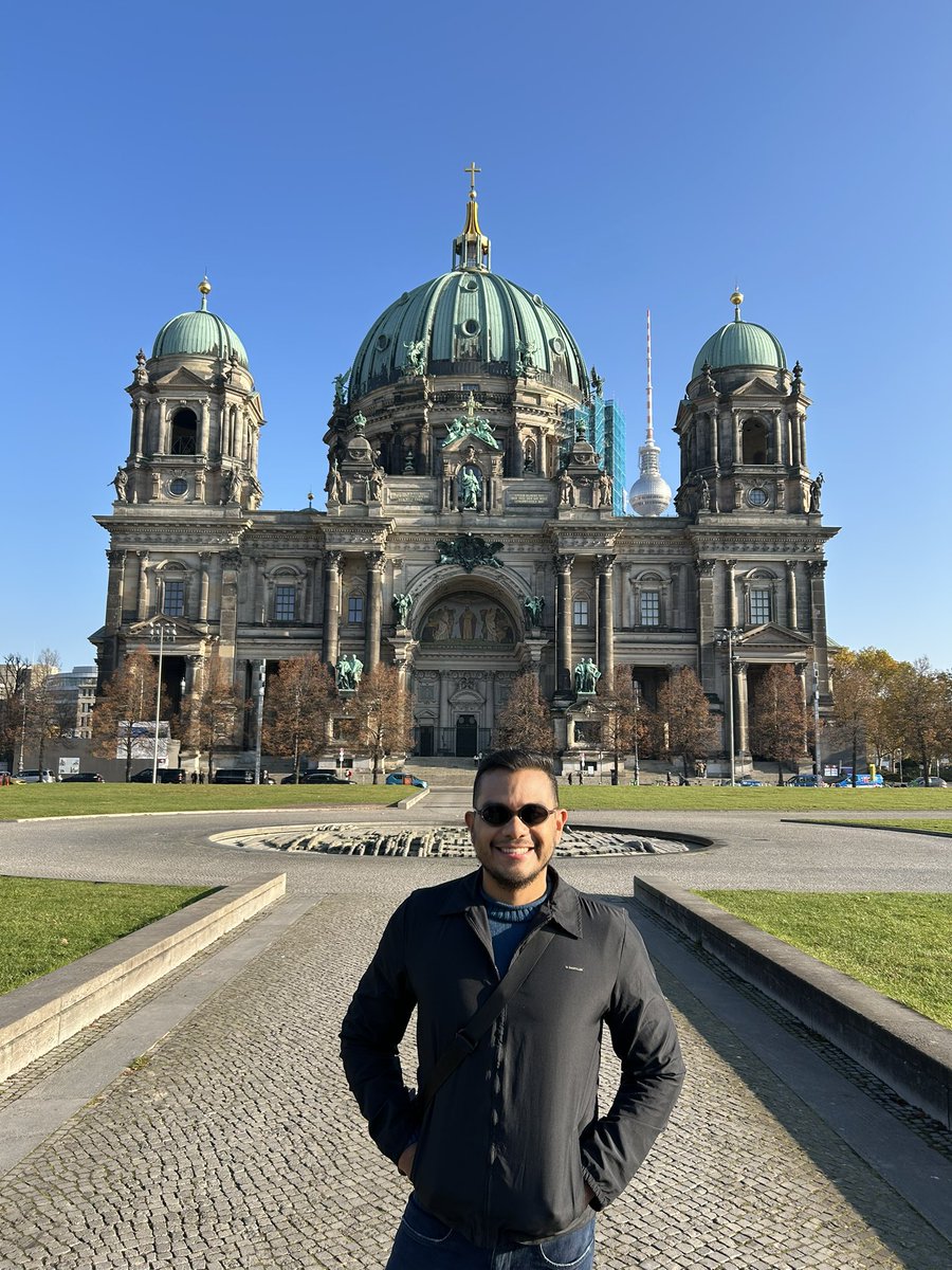 pedroivorr's tweet photo. Berlim 🇩🇪 https://t.co/qg2Ilr4fKA