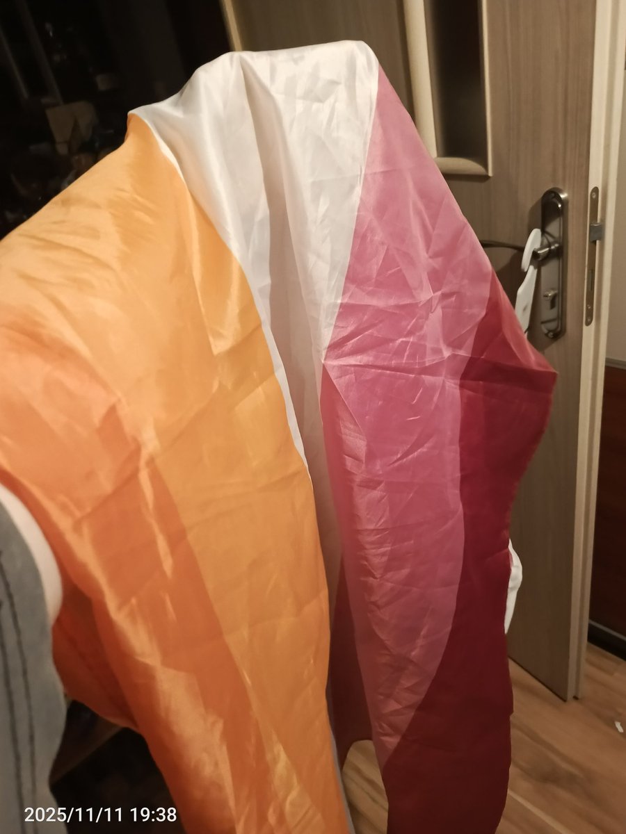 ej bo ja chyba zla flage na to swieto kupiłem