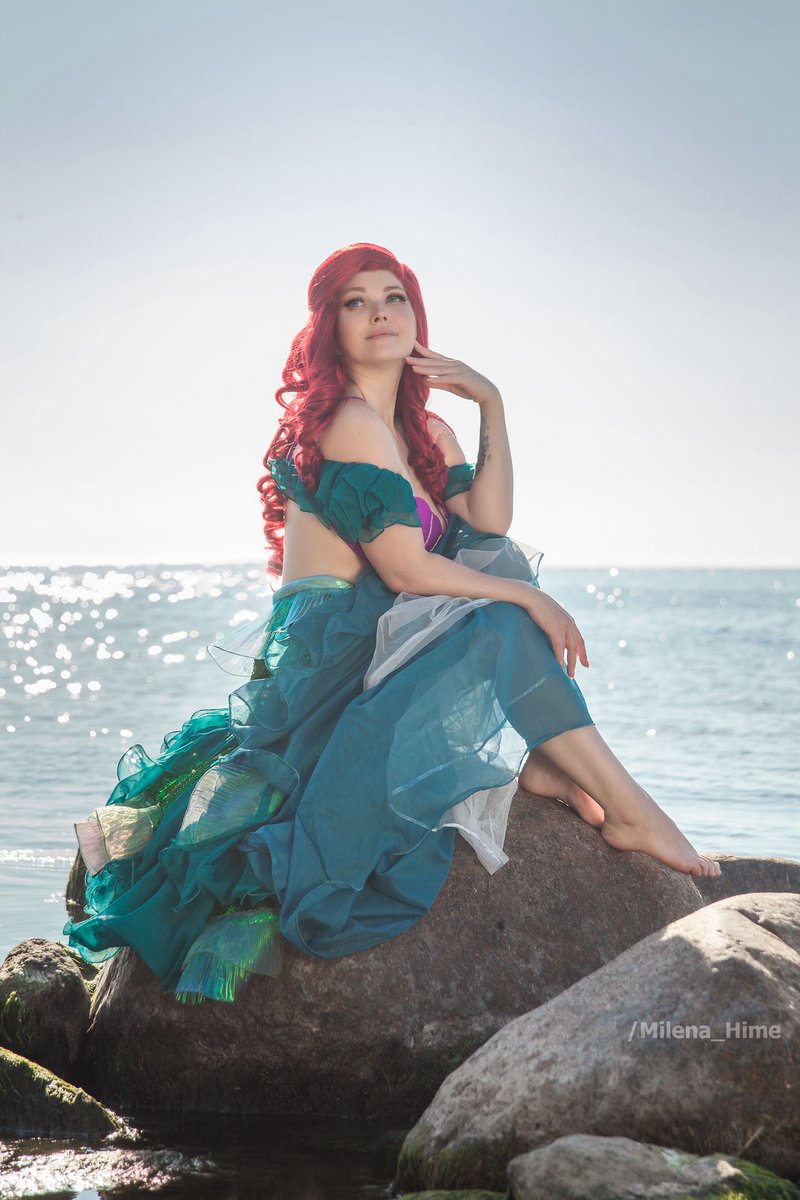 Все еще пересматриваю эту съемку и очень радуюсь)
Капец как приятно, когда результат не бесит и все сложилось как хотелось