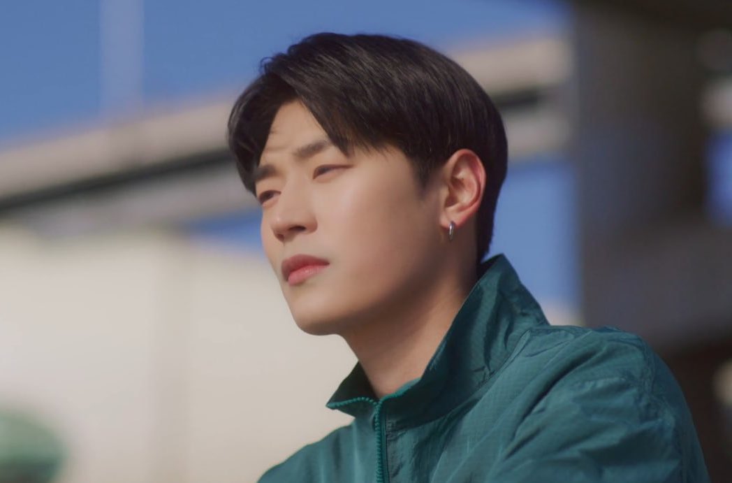 8Starlit8's tweet image. When you&apos;re far from me...

It&apos;s impossible to smile...
To study...
To be normal again...
To move on...
To live again...

Cause you&apos;re everything❤️‍🩹

#SemanticError