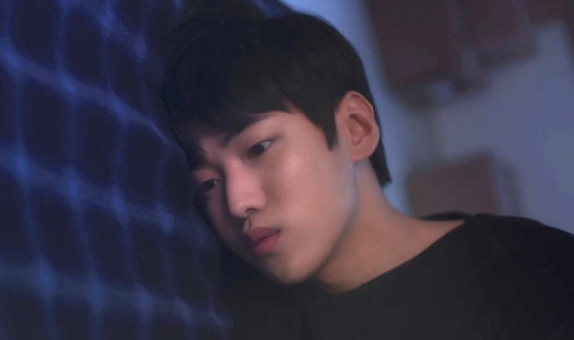 8Starlit8's tweet image. When you&apos;re far from me...

It&apos;s impossible to smile...
To study...
To be normal again...
To move on...
To live again...

Cause you&apos;re everything❤️‍🩹

#SemanticError