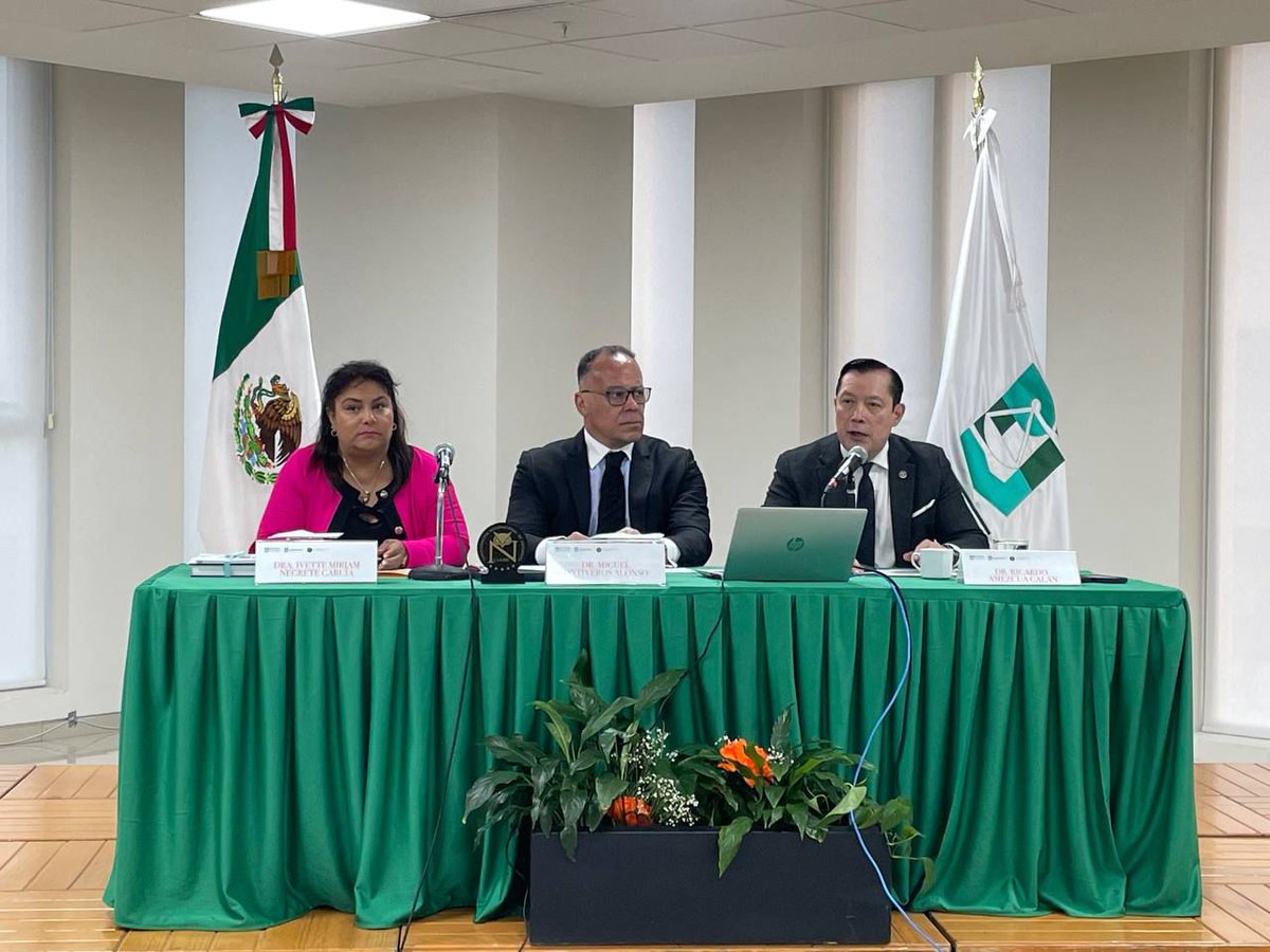 PJCDMX's tweet photo. Recuerda que en nuestro canal de YouTube puedes encontrar las conferencias que realiza el Instituto de Estudios Judiciales para fortalecer la #CulturaJurídica .

Te compartimos el enlace para ver de nueva cuenta la ponencia de Miguel Ontiveros Alonso : https://t.co/2yysEyUqOT https://t.co/H2UNuQmeLL