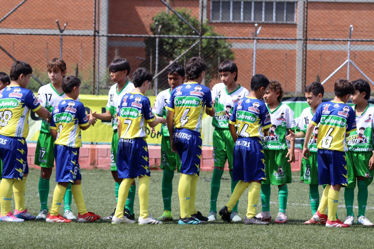CDLosPaisitas's tweet image. La Estrella recibió el Selectivo #BabyFútbolColanta masculino ⚽️⚡️

Este fin de semana se celebraron 16 goles 🔥

Conoce toda la información aquí:  
👉festivaldefestivales.com/la-estrella-re…