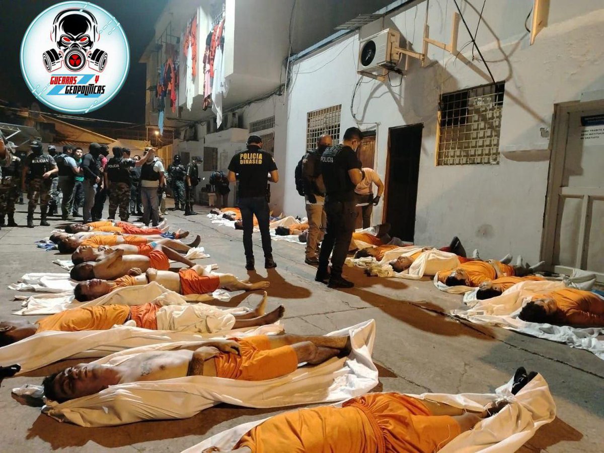 En el Ecuador de Noboa, 27 presos fallecieron por asfixia y "muerte inmediata por ahorcamiento" en Machala, al sur de Guayaquil. 

No se dieron más detalles sobre los hechos.

Como es un país sucursal de EEUU, no hace falta investigar, ni declarar más nada!... Caso cerrado!