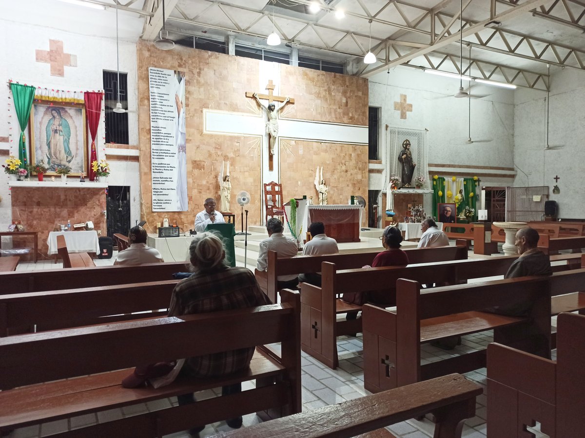 KofC17543's tweet image. Reunidos en la Parroquia de Cristo Obrero rezamos el Santo Rosario por los Fieles Difuntos de nuestra comunidad, nuestro Consejo y todas las almas del purgatorio, para que alcancen pronto la gloria eterna. Nov 9, 2025.

@KofC #KofC #KnightsofColumbus #CaballerosdeColón