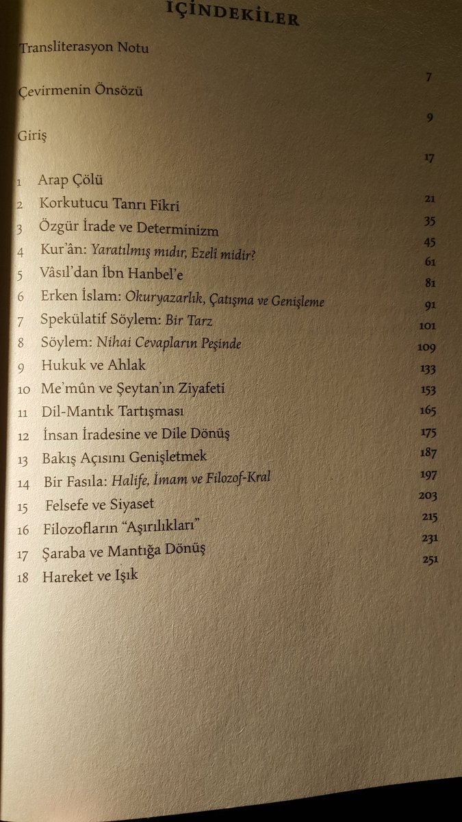 Nusseibeh'ın "İslam'da Aklın Hikayesi", yine yakınlarda neşredilen Walbridge'in "İslam'da Tanrı ve Mantık" gibi, okunup tartışılması gereken bir kitap.
Şüphe yok ki bu konularda hikayenin bütününü gösteren eksiksiz ve önyargılardan tamamen arınmış bir kitap yazmak mümkün değil.
