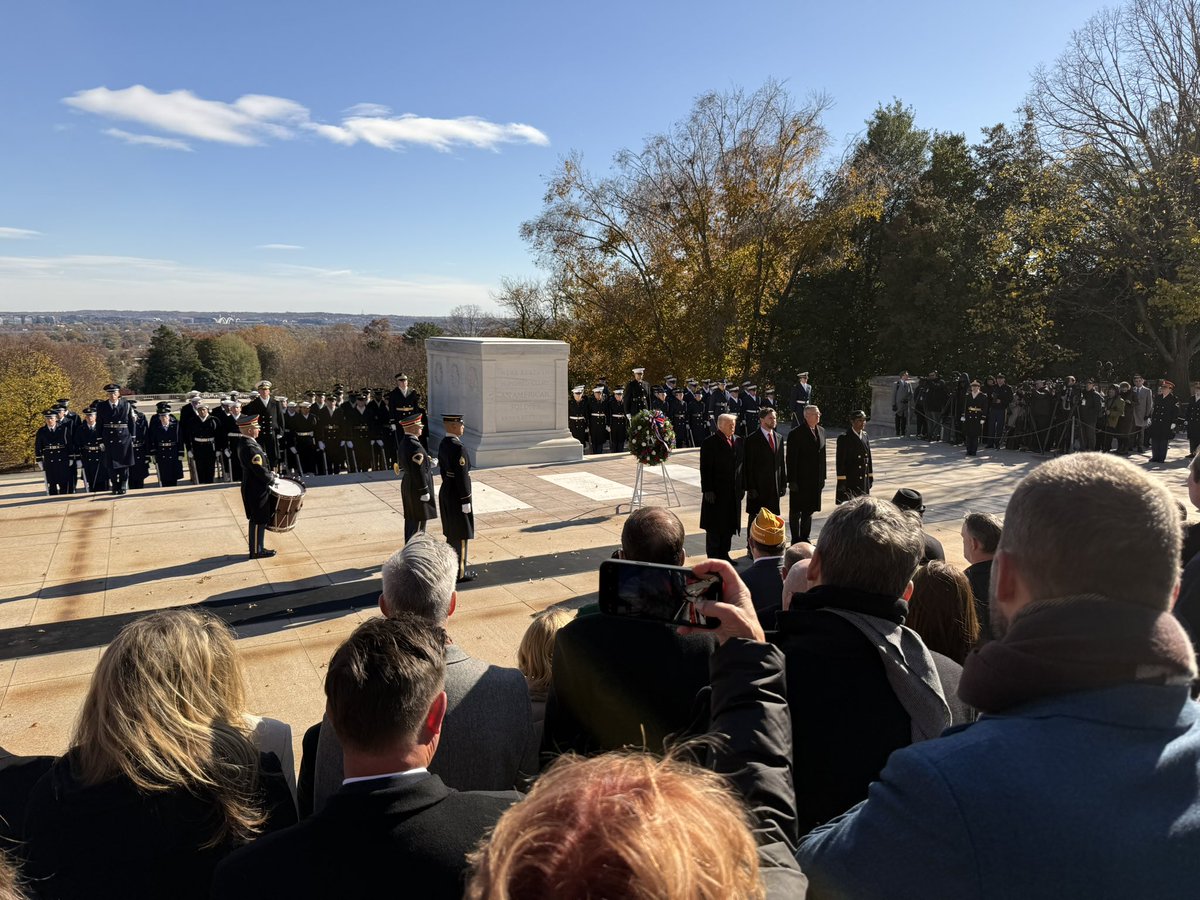 keselowski's tweet image. Honored to spend Veterans Day at Arlington National Cemetery, paying tribute to the brave men and women who’ve served our country. 

We will never forget your sacrifice. 🇺🇸