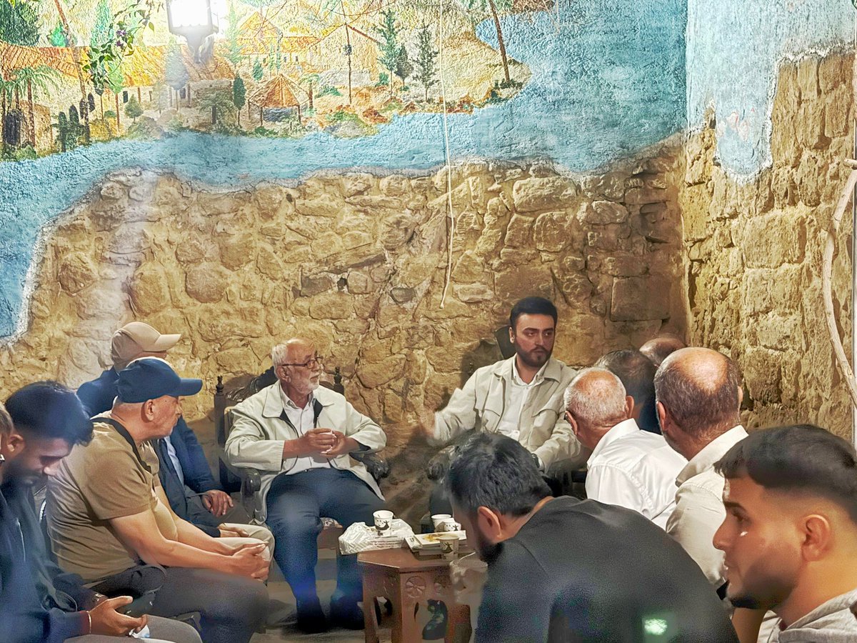 Kayseri’den kıymetli misafirlerimizi ağırladık.

Kayseri Gönüllü Kültür Kuruluşları Derneği Başkanı Ahmet Taş ve MazlumDer Kayseri Şubesi gönüllüleri Genel Merkezimizi ziyaret ettiler.
Ziyaretlerinden dolayı kendilerine teşekkür ediyoruz.