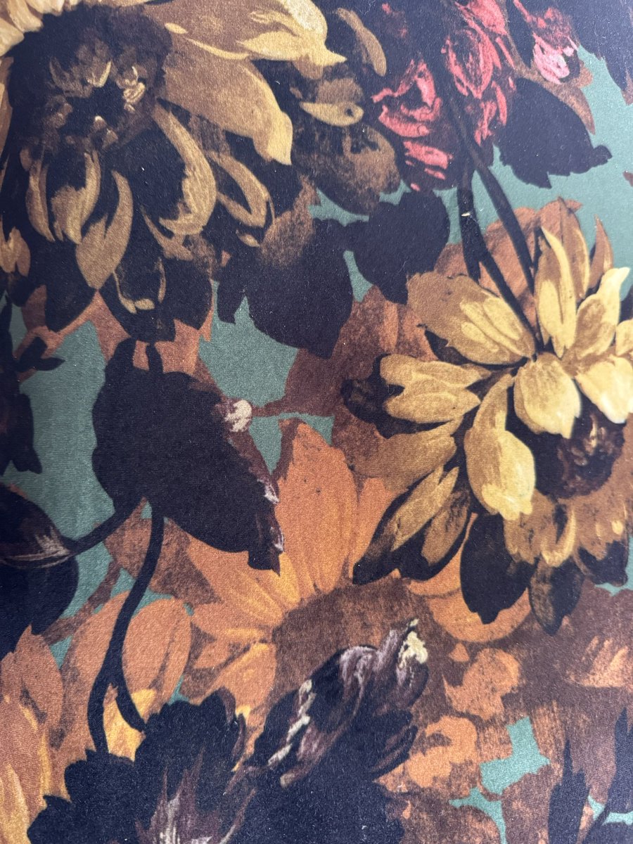 ThatPubChick 🥂 tweet media