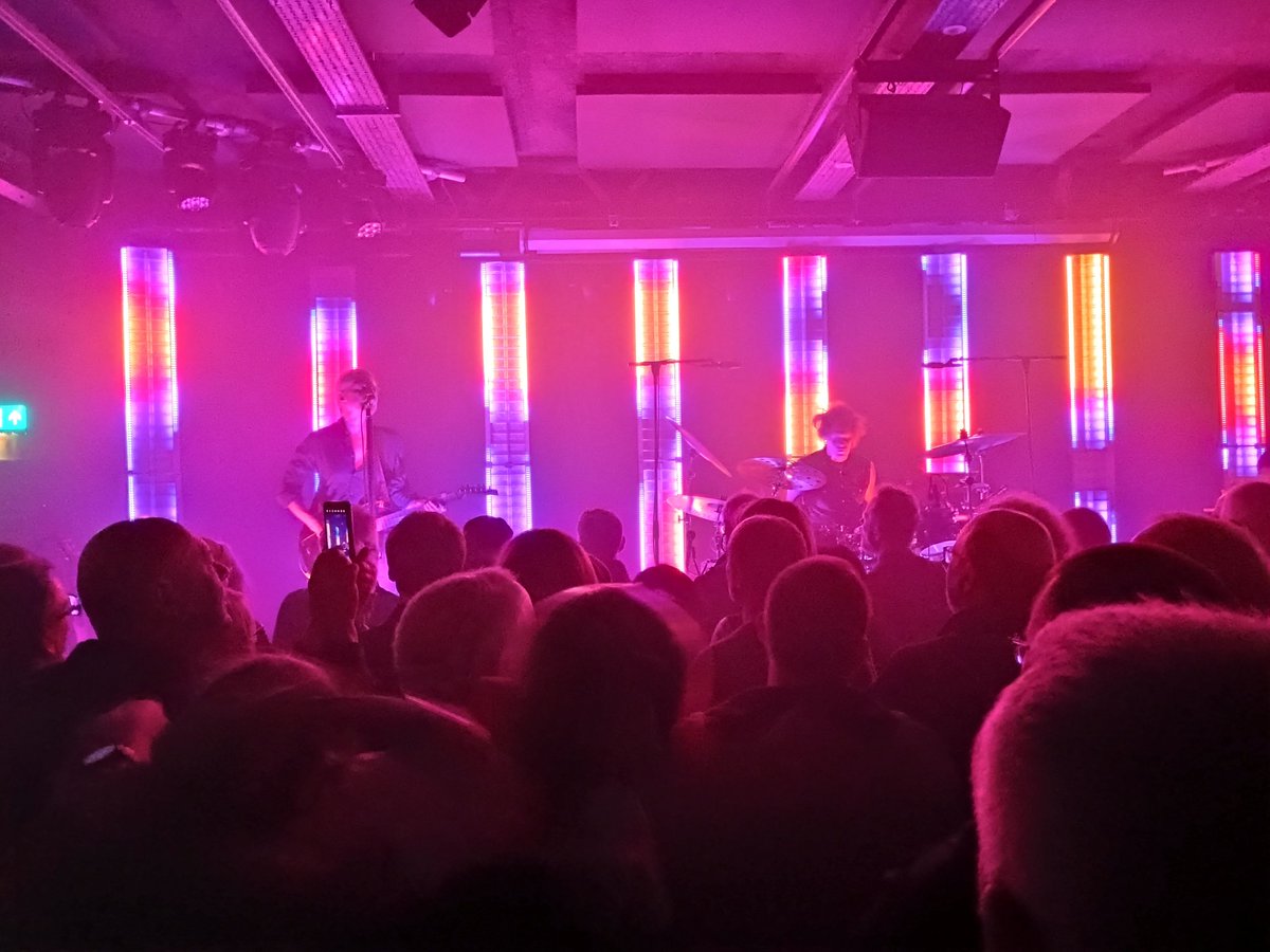 Angela Hennessy - Raspberry Thief tweet media