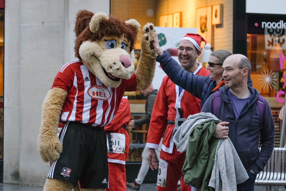 ExeterCCT's tweet image. Meet the elves behind the Santa Run! 🎅✨

Our amazing team is ready to make this year’s run the most festive yet. Who’s joining them?
Tag a friend you’d like to run with! 🏃‍♂️🏃‍♀️

📌 Sign up: exetercct.org/running-events…

Headline Sponsors: @tozerlaw

#Princesshay #ExeterFunRun