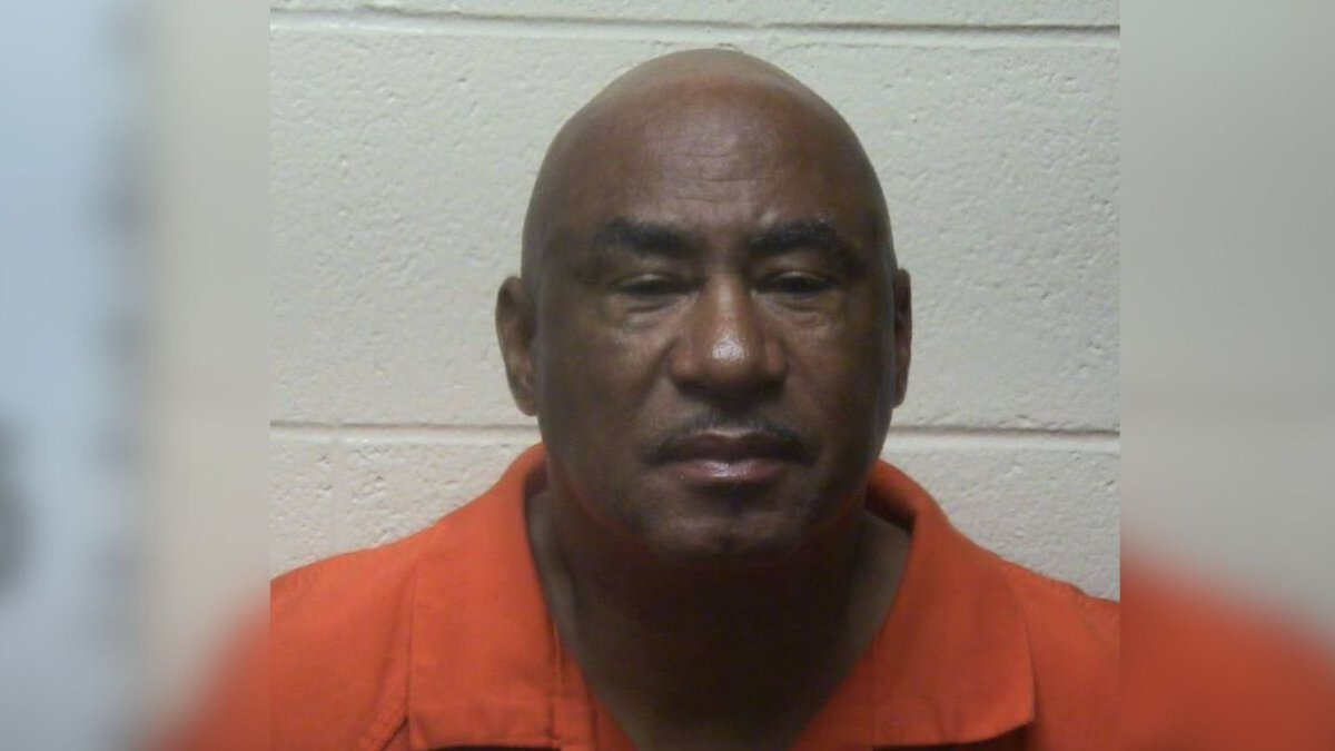 🚨BREAKING: Memphis area Mayor ARRESTED on drug possession charges. 

Jamie Mayo, Mayor of Gallaway TN outside of Memphis was found to be in possession of Crack Cocaine after a Traffic stop. 

Scheduled to appear in court on Thursday