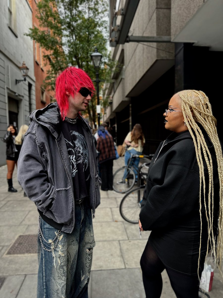 ughziii's tweet image. a side quest to meet a boy in a boyband 🫶🏽