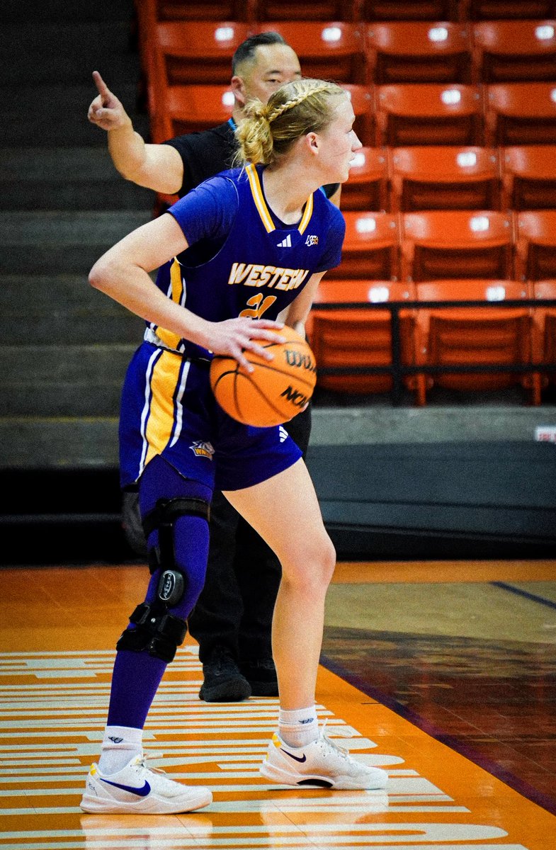 WNMU_WBB's tweet photo. First half photos! 📸 https://t.co/Bqf0AVC8BB