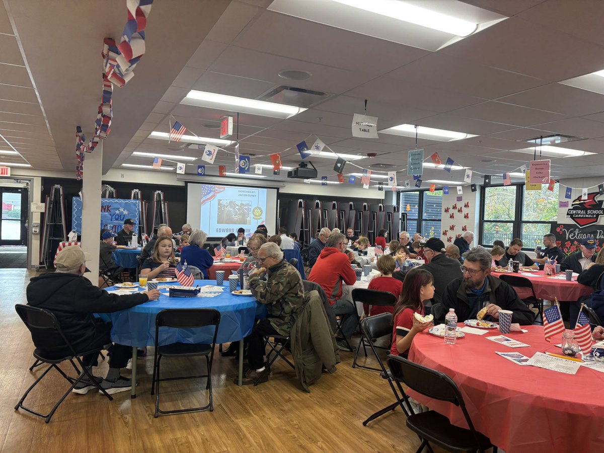 Lauren Sanders tweet media