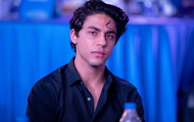 rajeshreddyega's tweet image. 🎉Happy Birthday Aryan Khan! 🎉

Wishing a fantastic year ahead to the stylish and talented Aryan Khan 💫

Can’t wait to see your magic unfold in #TheBadsofBollywood Season 2! 🎬

 @iamsrk #Gaurikhan 

#HappyBirthdayAryanKhan #HBDAryanKhan @SRKUniverse #ShahRukhKhan @teamsrkfc