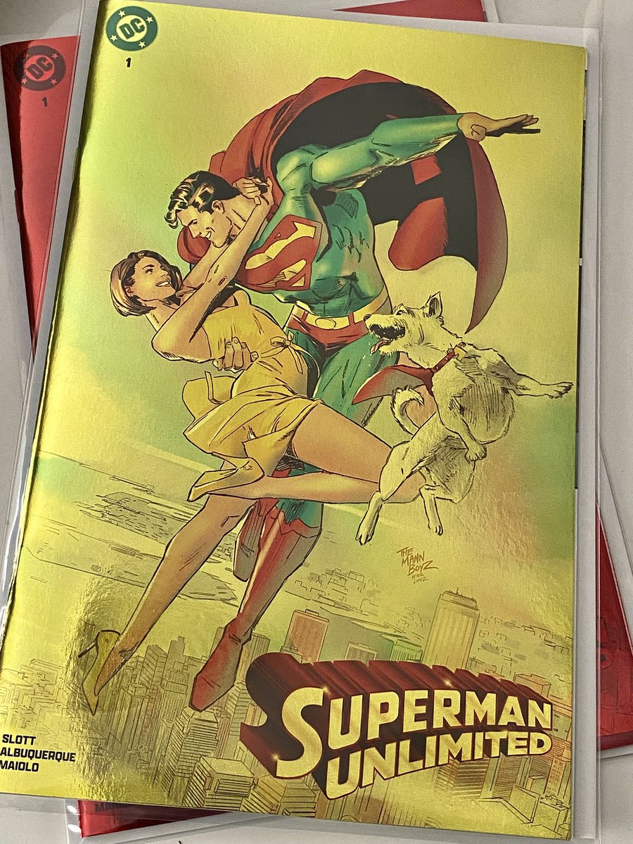 This Wednesday, 9pm eastern! 
Superman Unlimited, Absolute Batman . Gold! Remarques ! &amp;more!
whatnot.com/s/iRBIcYhF