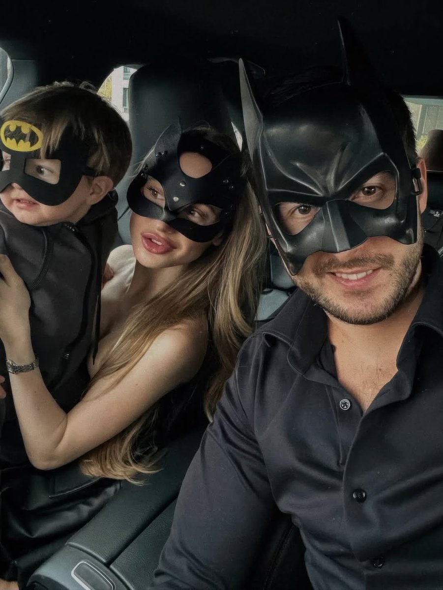 YOU & I (@soylesevilmekk) on Twitter photo 