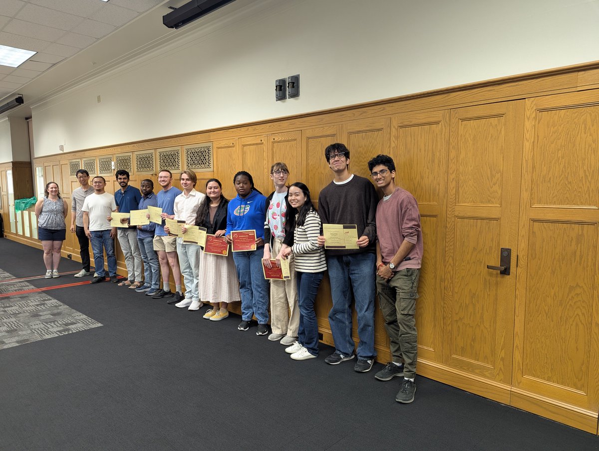 COMAPMath's tweet image. 🎓 How does a university build a thriving math modeling program that excites students and grows year after year?  

Read how The University of Florida did it: buff.ly/gMkzKt9   

#MathModeling #STEMEducation