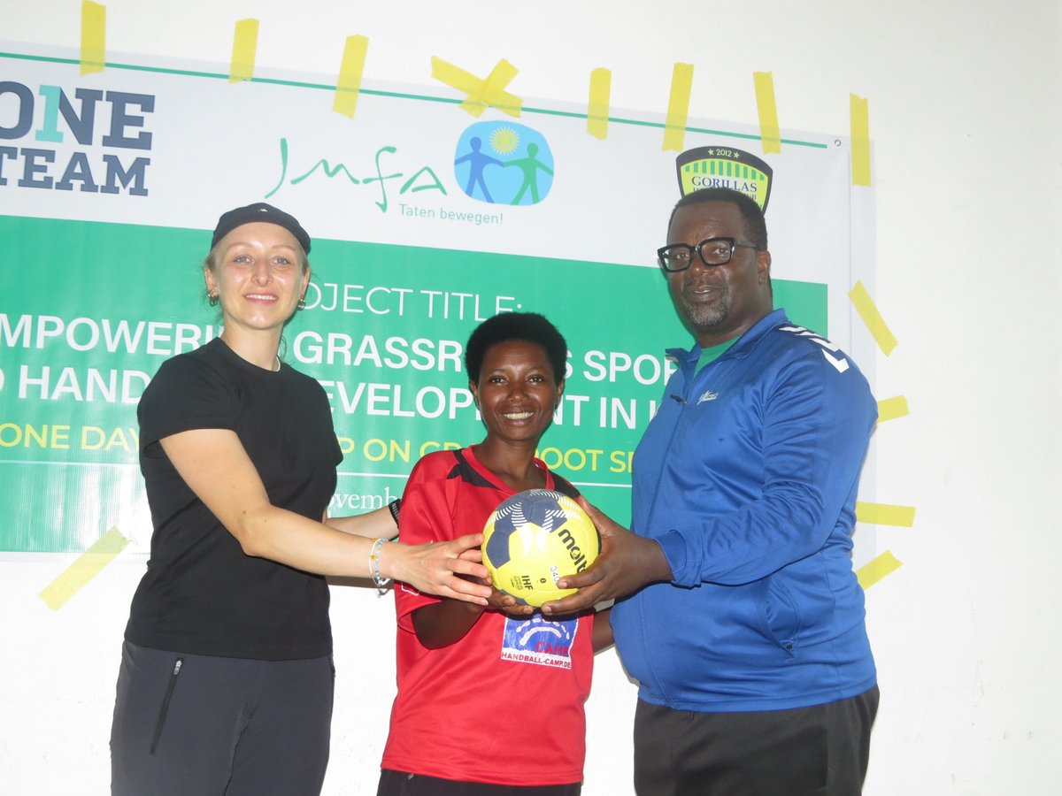 gorillashcRWA's tweet photo. We also take this opportunity to recognize the crucial role played by Reverend Jacqueline UWIMBABAZI, the Moderator of  Kirinda Presbytery and the workshop facilitators Mr. @Anaclet Bagirishya and Mrs. @Theophilla Iradukunda. https://t.co/gHuJS5w5pV