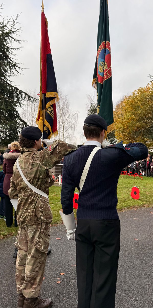 KesgraveHigh's tweet photo. Whilst our whole school community took a moment of reflection and gratitude today for those who gave their lives for our freedom, our Head Girl and Boy and serving cadets attended the KHS War Memorial to pay their respect with our local primary schools. https://t.co/kqB7BZsfFX