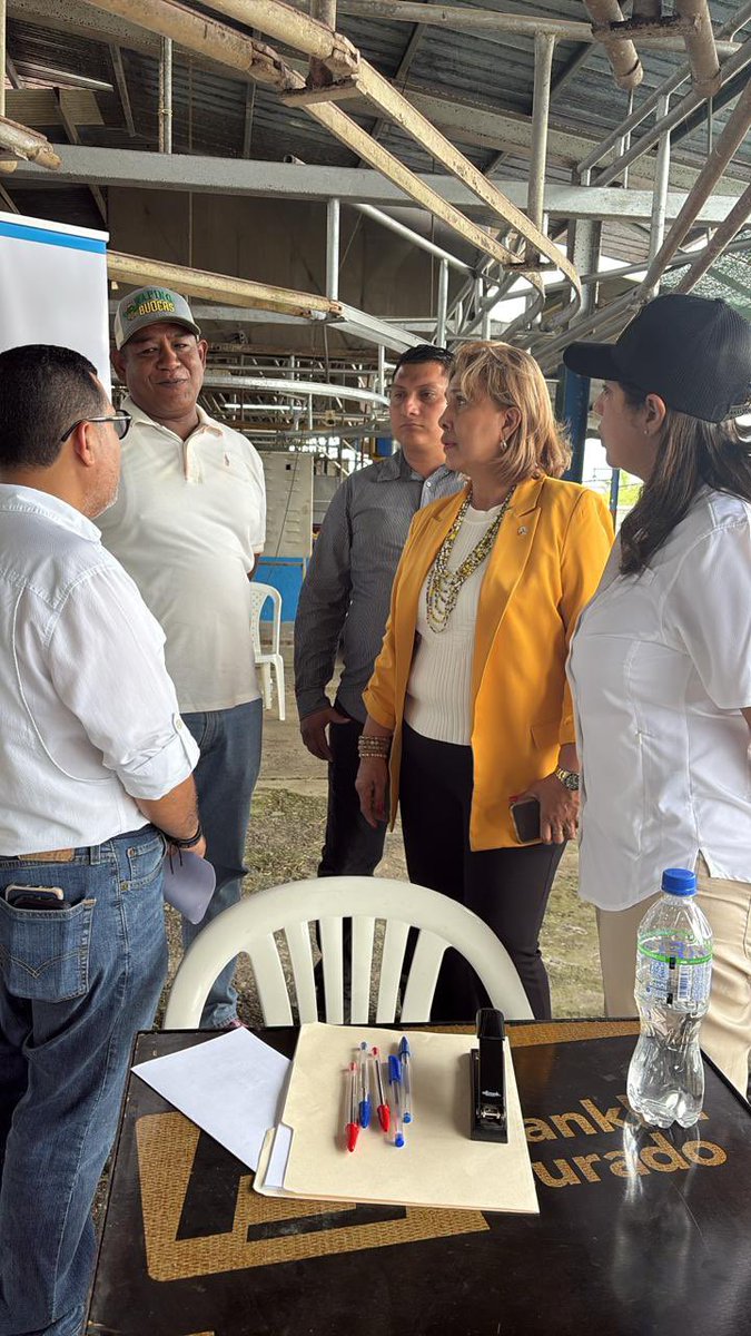 CONTRATACIÓN EN BOCAS DEL TORO 
Esta semana se realizan jornadas de “Reclutamientos Focalizados” en la provincia de Bocas del Toro donde se espera la contratación de 3 mil personas, en esta primera fase, a partir de finales del mes de noviembre. 
Siguiendo instrucciones del