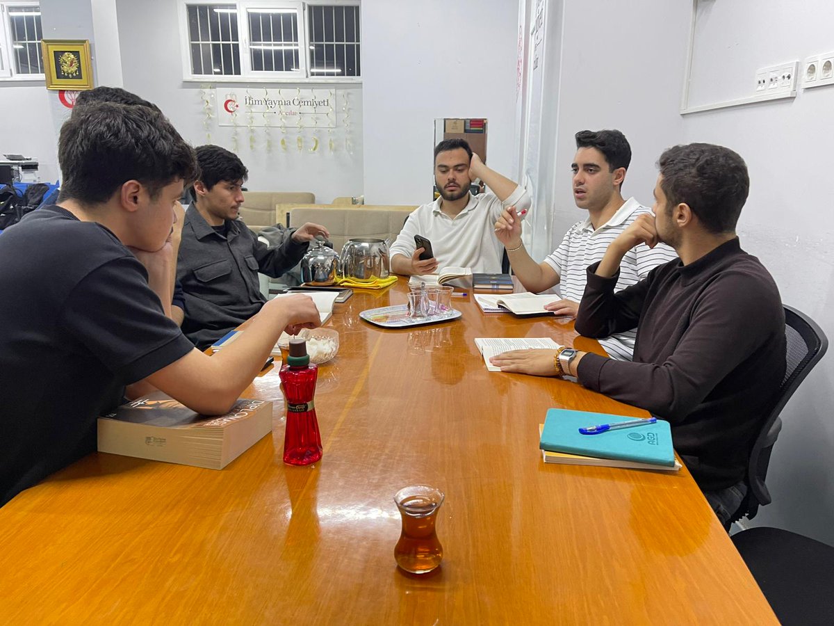 iucagd's tweet image. Altay Cem Meriç abimizin &quot;Muhtelif 1&quot; kitabının tahlilini gerçekleştirdik.