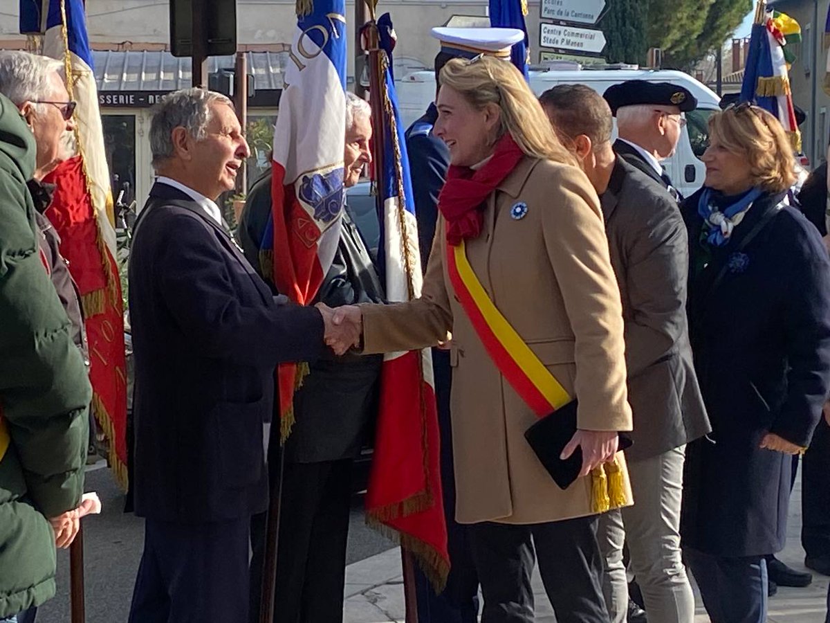 🔴Parce qu’ils avaient la France 🇫🇷 chevillée au cœur, qu’ils ont tout donné parfois jusqu’au péril de leur vie, Avignon a tenu à rendre hommage à nos soldats blessés ou morts durant la 1ère Guerre Mondiale.

En ce 107ème anniversaire de l’Armistice, la Patrie reconnaissante ! 🇫🇷
