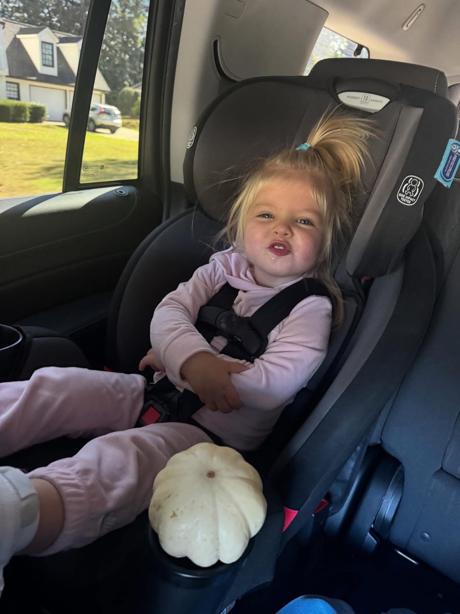 CoachOSullivan's tweet image. Riley is the BIG 2 today! HAPPY BIRTHDAY to our sweet Riley! Daddy Loves You!