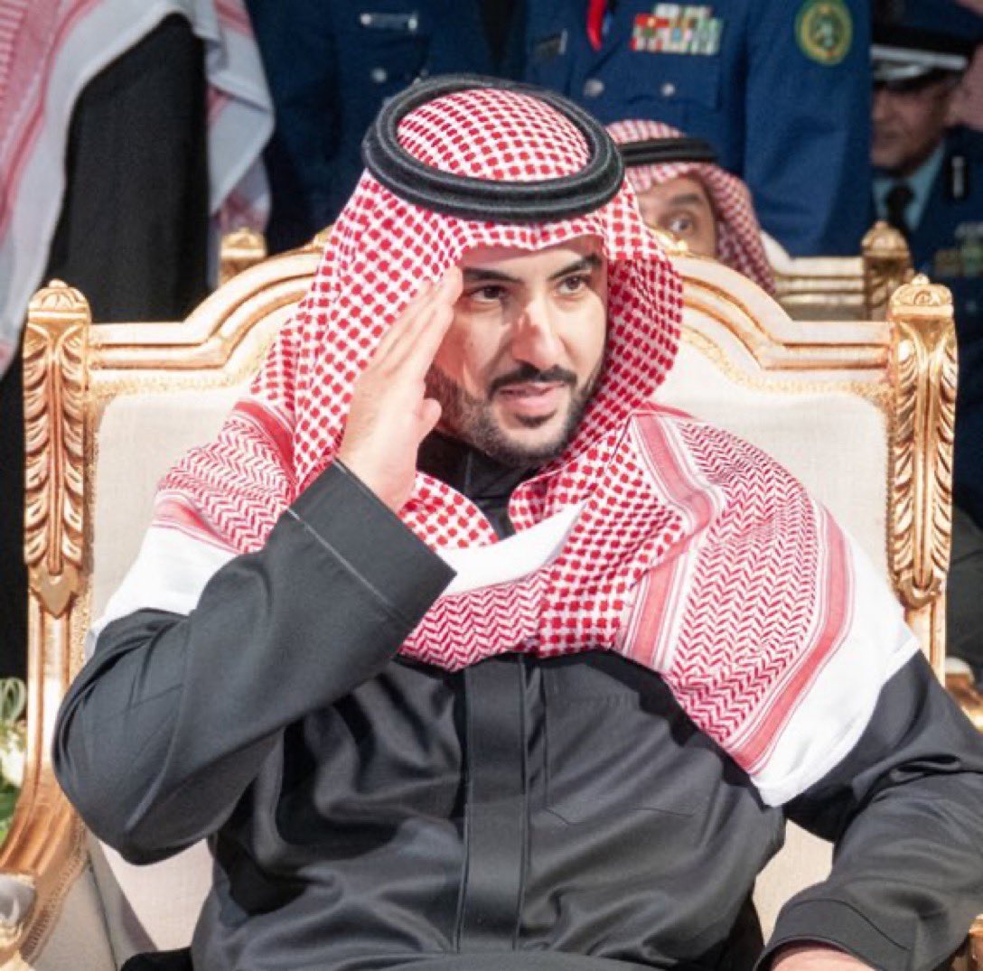 #تمرة💢|| رسمياً:

سمو وزير الدفاع السعودي🇸🇦الأمير خالد بن سلمان يصل البيت الأبيض ويلتقي:

🇺🇸معالي وزير الخارجية الأمريكي
🇺🇸معالي وزير الحرب الأمريكي
🇺🇸المبعوث الأمريكي الخاص للشرق الأوسط

وحضر اللقاء:

🇸🇦سمو السفيرة السعودية في واشنطن 
🇸🇦معالي وزير الدولة عضو مجلس الوزراء مستشار