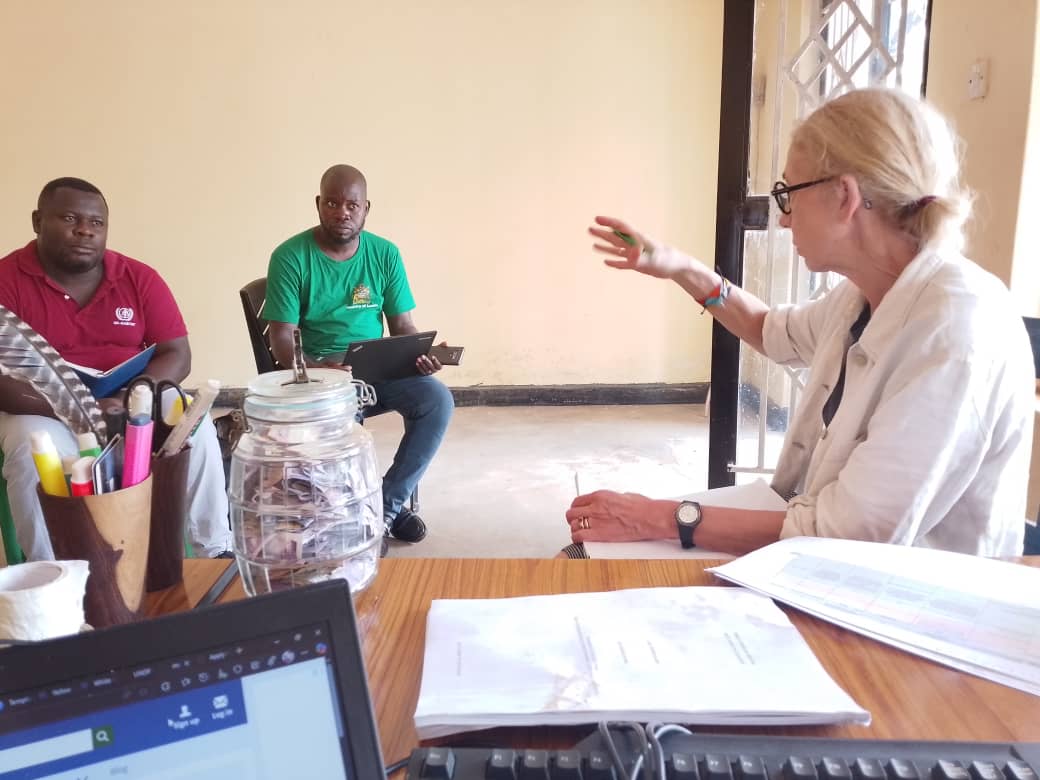 MizuMtengo's tweet image. We were honoured to host Marie-José, Senior Consultant from COLEAD (France), under the PRCC program—supporting climate-smart &amp;amp; sustainable farming in Africa. 🌱
Her visit to our Salima farms strengthened our shared vision for a resilient agri-sector in Malawi. 🇲🇼🤝

#PRCC #COLEAD