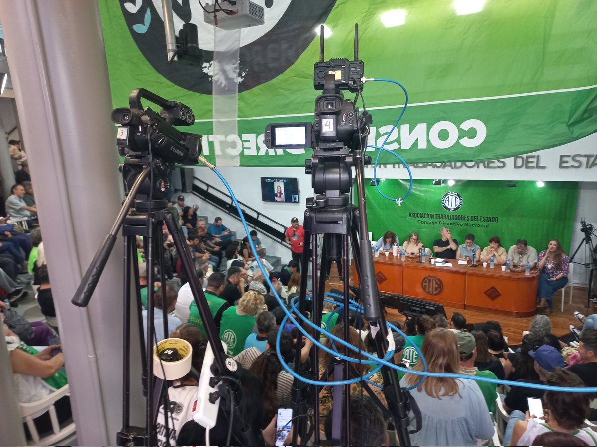 StreamVP's tweet photo. La Asociación de Trabajadores del Estado (ATE) realizó un nuevo Plenario de Delegados y Delegadas y @StreamVP realizó la transmisión híbrida, en vivo, desde el Anfiteatro Eva Perón, en la ciudad de Buenos Aires.
#streaming #ate #Plenario https://t.co/nJ5FOBZtkn