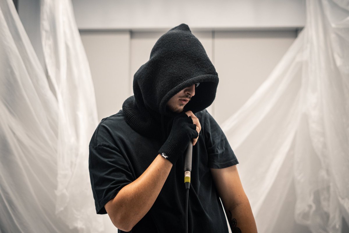 el_ascensor_'s tweet photo. Ak The Proyectz (Prod. Kzette) || EL ASCENSOR #3

Miércoles 12 de noviembre a las 21:00. 

Disponible en todas las plataformas digitales.

#elascensor #musica #sesiones https://t.co/7rC2ZH7VaY