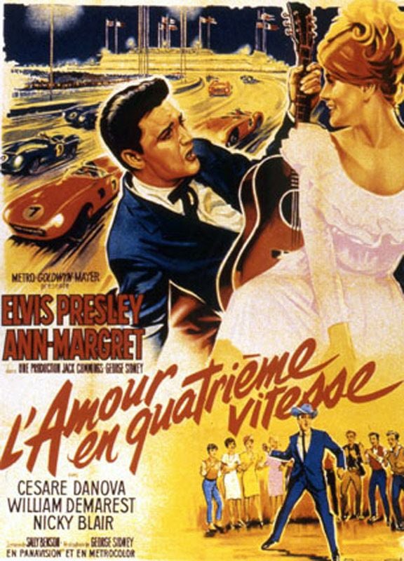 #LAmourenQuatrièmeVitesse (Viva Las Vegas) : Un film prétexte pour promouvoir Las Vegas et enchaîner des numéros musicaux, surtout pour faire oublier une maigre tentative de début de scénario sur fond de romance sans aucune alchimie, reste une course finale assez amusante.