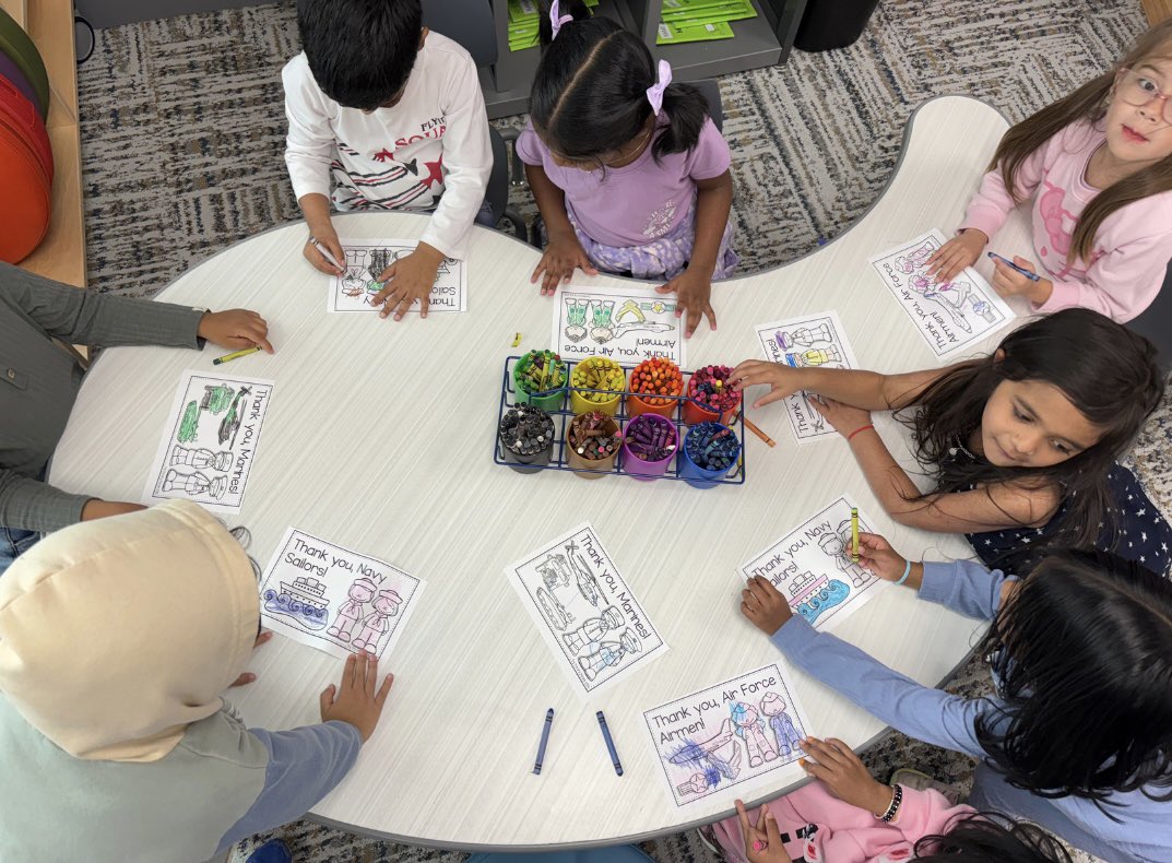Honoring our heroes in Pre-K today! 🇺🇸 We learned what it means to be a veteran, colored pages for each military branch, listened to a special read-aloud, and made red, white &amp; blue tear art to say thank you!❤️🤍💙 #calhounconnects <a href="/PISDCalhoun/">Calhoun Early Childhood School</a>