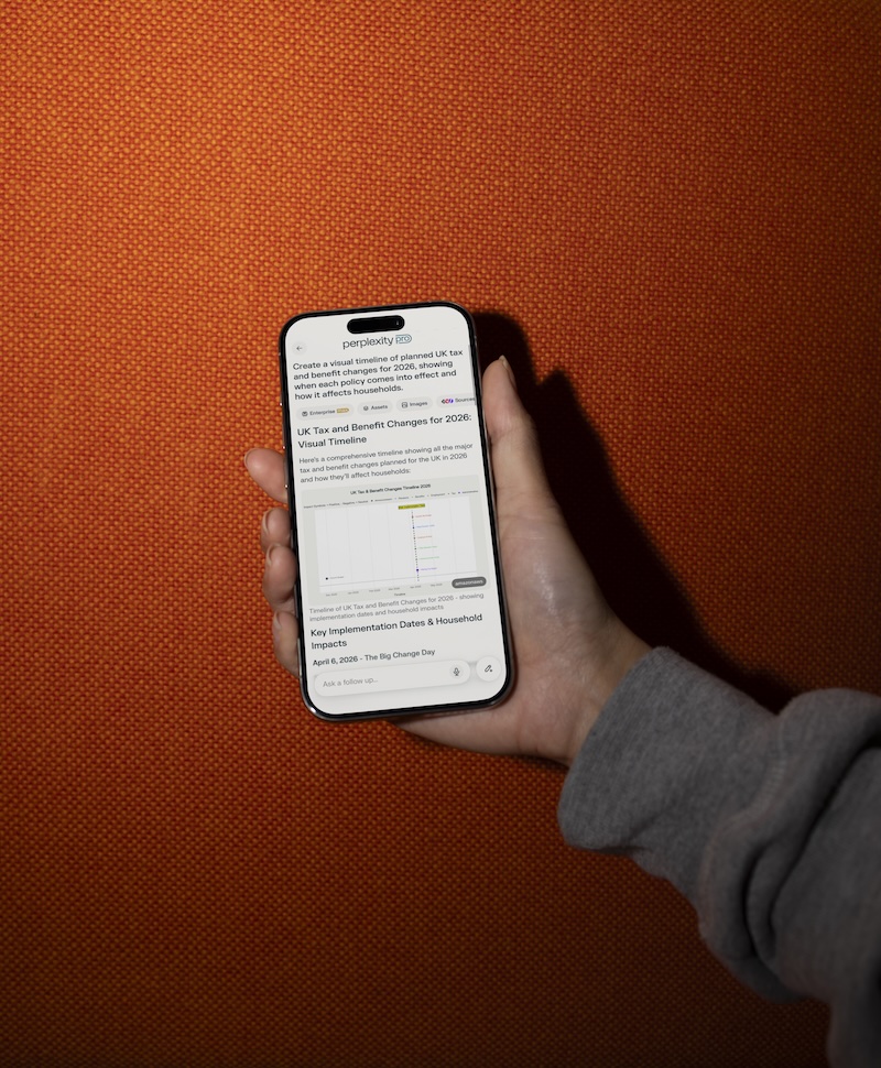 I came across a reel on Instagram saying that Perplexity and PayPal are giving away a free year of ChatGPT, and it turned out to be true. In case this info is useful to you, here's the link: perplexity.ai/join/p/paypal-…