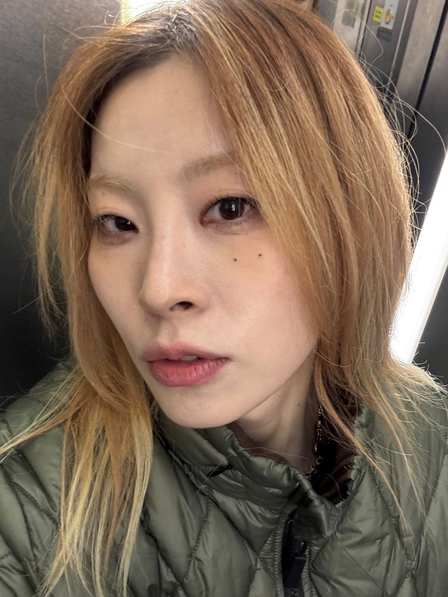 choorcol's tweet photo. 용안ㅁㅊ.... https://t.co/y0YMawRGIz