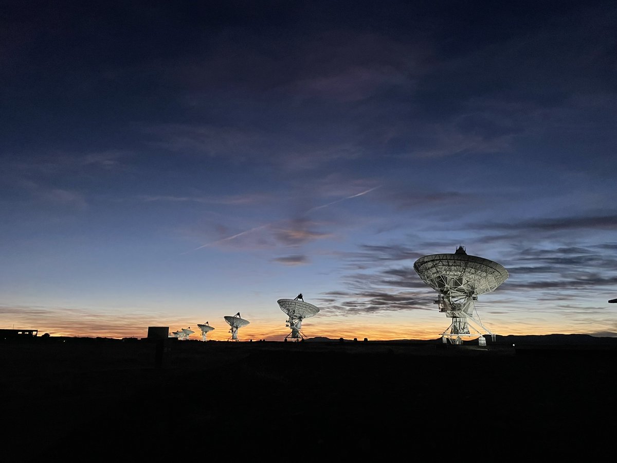 locationsariel's tweet image. Yeah... this is easily the coolest location I&apos;ve ever managed or filmed at📍#verylargearray 
#Pluribus #nmfilm #nmtrue