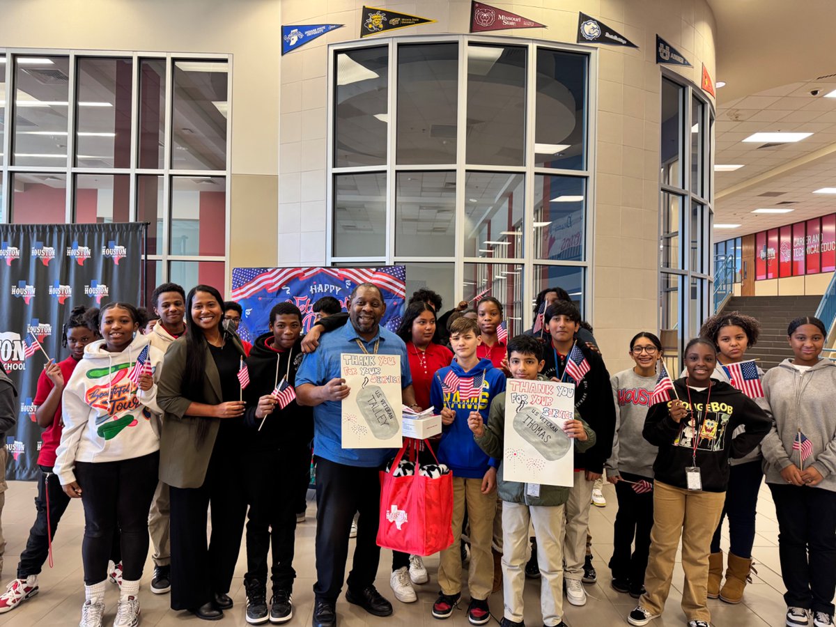 SamhoustonMS's tweet image. A special Veterans Day celebration at Houston MS! 🇺🇸 We’re proud to recognize our veteran staff for their service and sacrifice. Thank you for being heroes in and out of the classroom. ❤️💙 #VeteransDay #ThankYouVeterans #SamFam