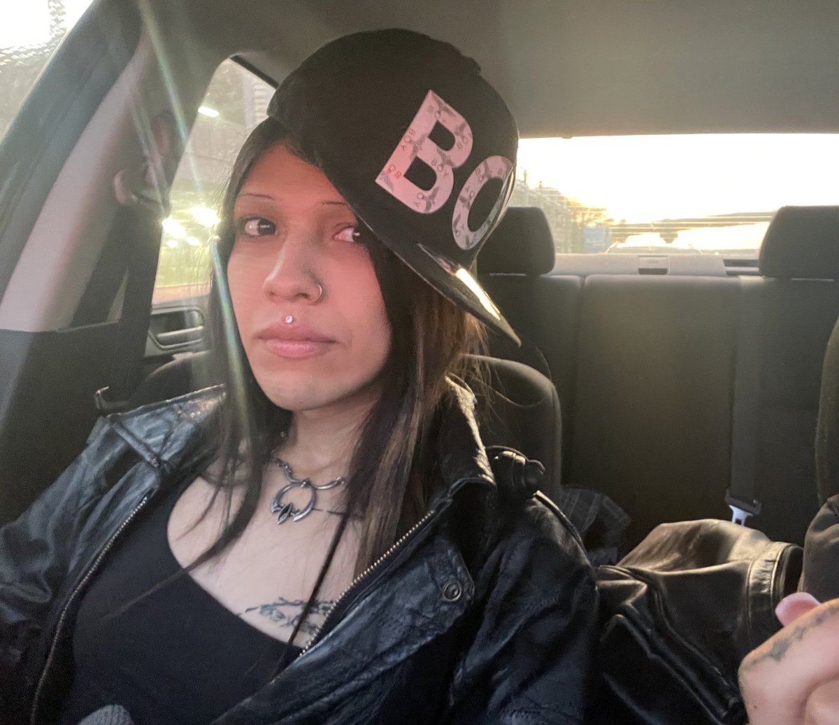 DJSoundHealer's tweet image. fweakin love this guy