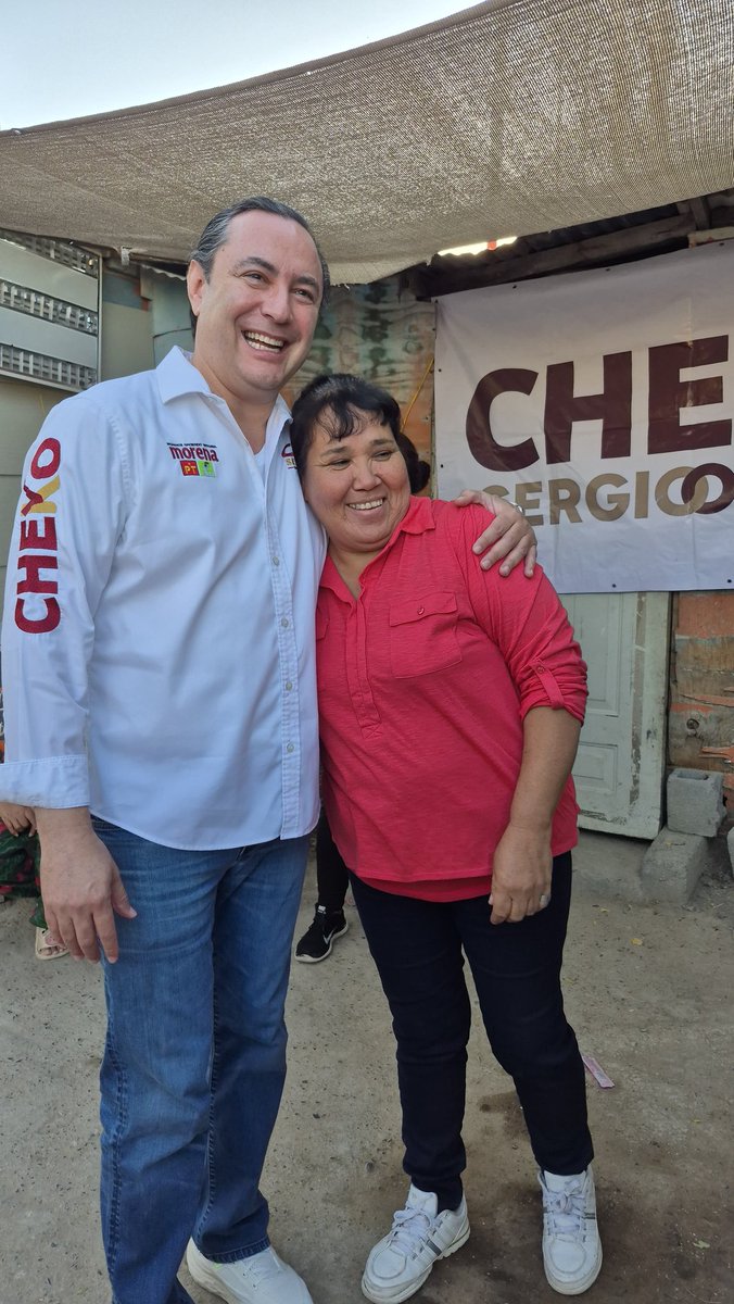 SergioOjedaMX's tweet photo. Seguimos en territorio, fortaleciendo el diálogo con las y los ciudadanos. 💬

Agradezco a la Familia Rodríguez y a sus vecinos por la reunión y sepan que cuentan conmigo, me llevo sus solicitudes para su debido seguimiento.🤝🏻
Agradezco la confianza❤️

#ChekoOjeda #DiputadoLocal3 https://t.co/rHgIugyB9r