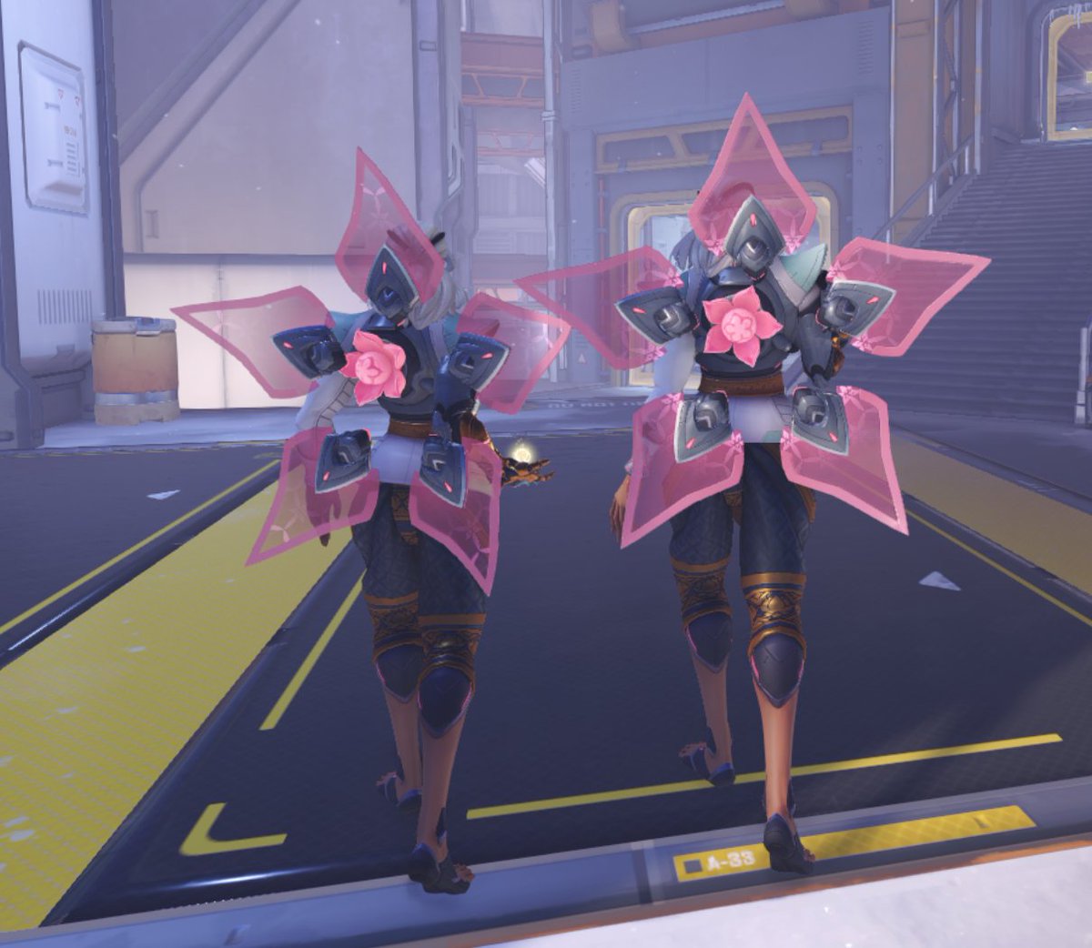 Small Lifeweaver size comparison I made. They really turned him into a short king