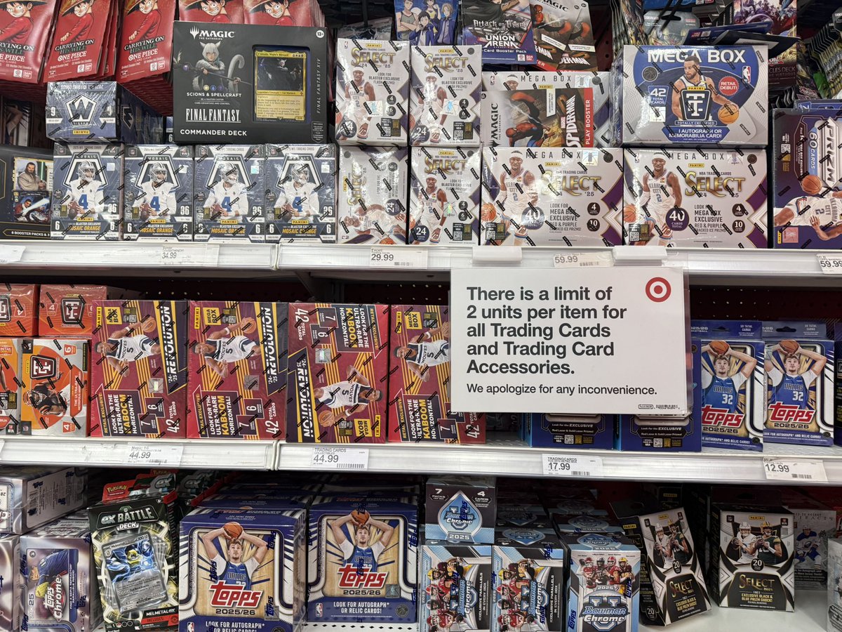 BSquaredCards's tweet photo. @cardrestocks Target restock tonight. https://t.co/Mr0uAjQnAm
