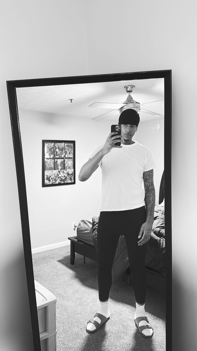 _4seconds's tweet image. 6’7