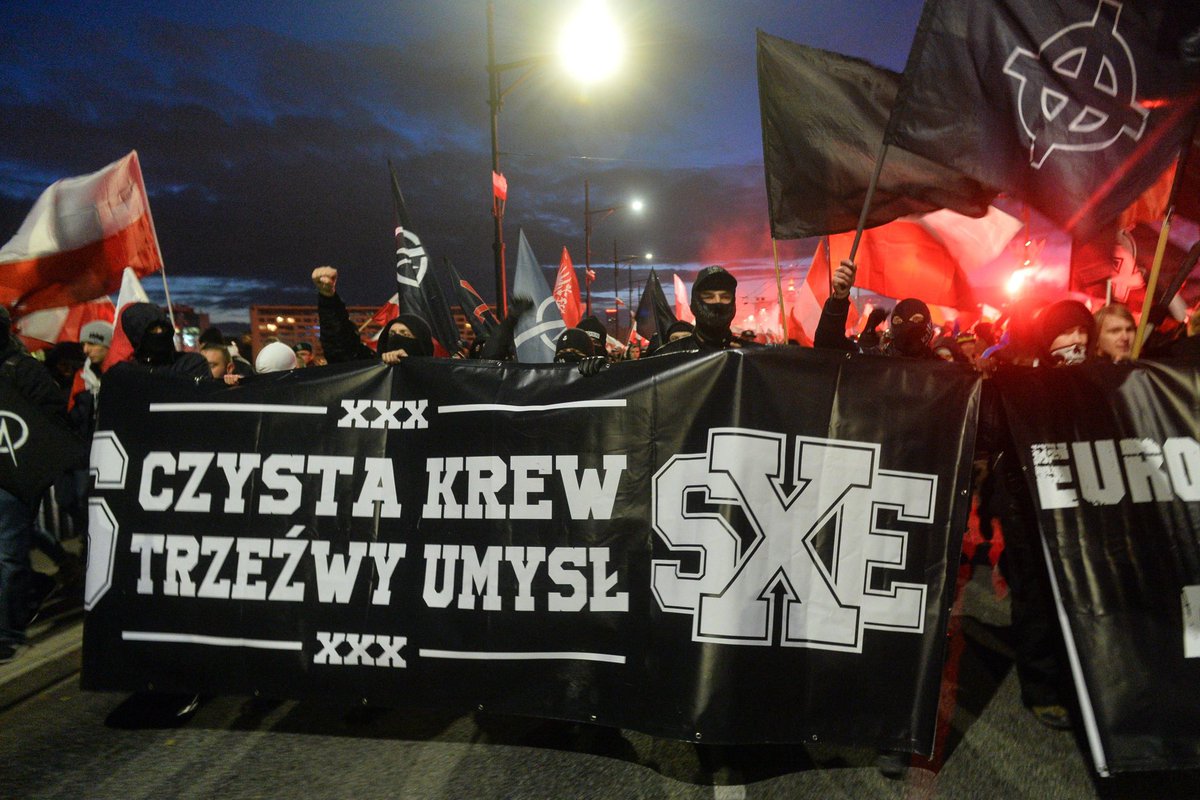 JGJDMK's tweet photo. @MichalCichy Masz koleżko, bo chyba kadr ci nie załapał https://t.co/YliK4osEQw