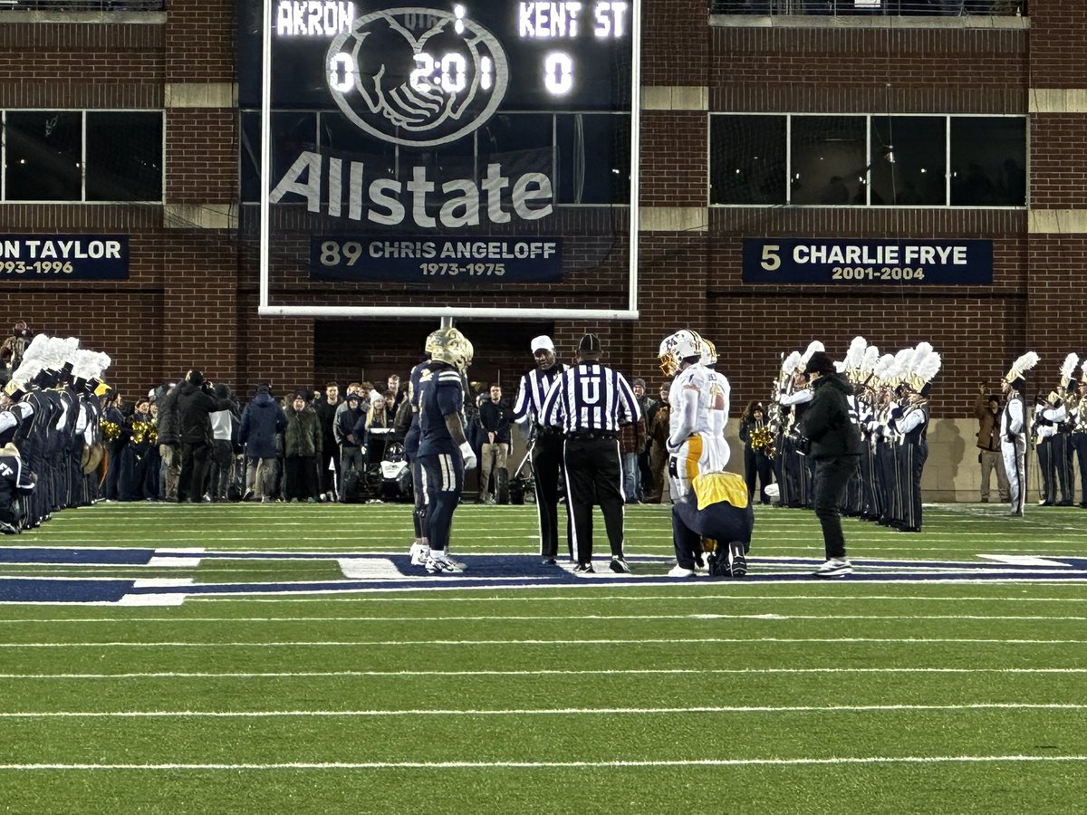 Kent State has won the toss and elected to receive
<a href="/KentStAthletics/">Kent State Athletics</a> <a href="/WCSSportsPage/">Wayne County Sports</a>